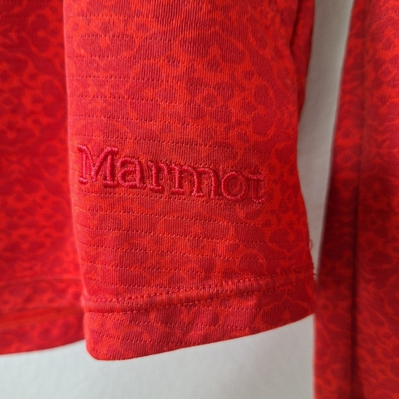 Marmot Womens Lightweight Pullover Performance Hoodie AllOver Pattern Red Size S - Picture 3 of 8